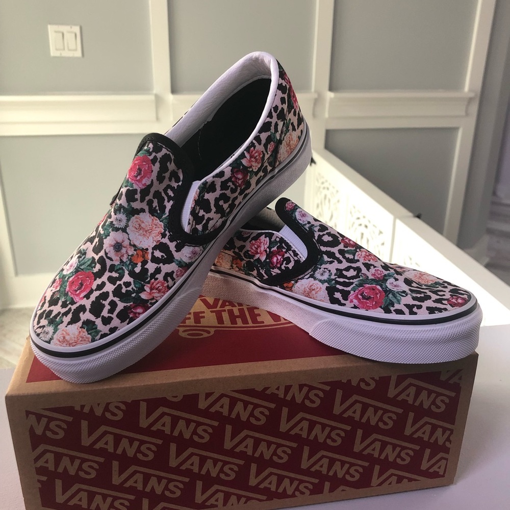 Kids Vans Never worn size 2 girls